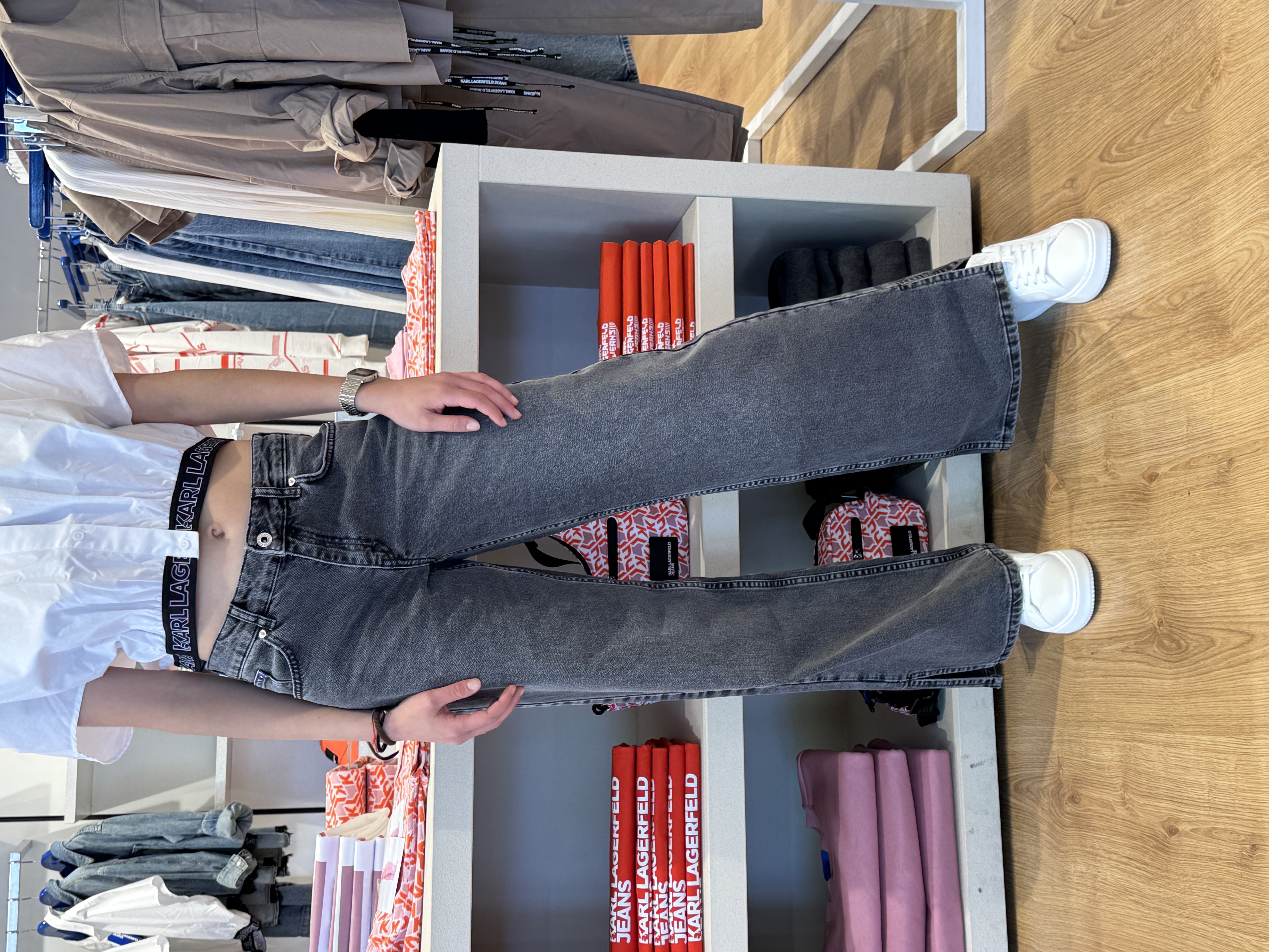 Jeans donna nero in cotone bio Karl Lagerfeld jeans | A2W10045E10